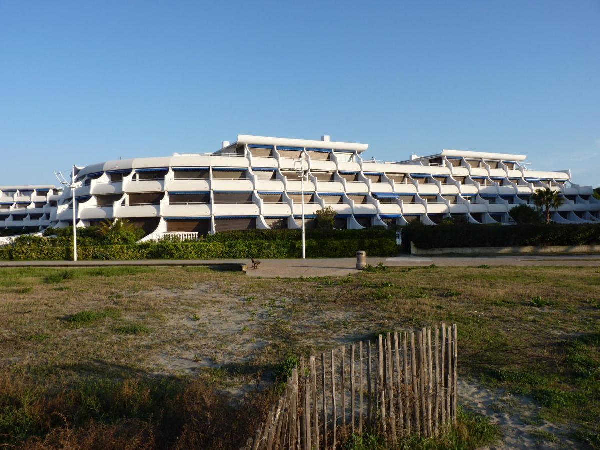 Sol-Y-Days Flamant, Superbe Appartement En Rez De Jardin Avec Grande Terrasse Et Jardinet, Face A La Mer Le Grau-du-Roi Exterior foto